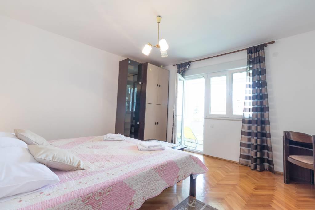 Buto Br. 1 Lägenhet Crikvenica Exteriör bild